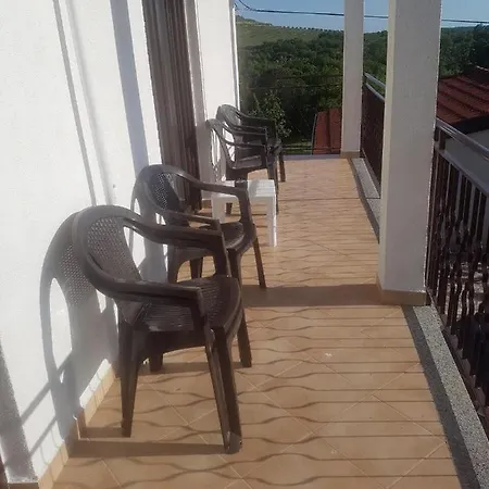 Apartman Kata Buje